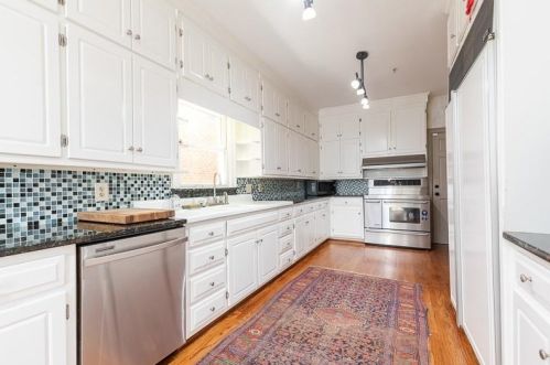 2859 Kingsland Ct, Atlanta GA 30339-4253 exterior