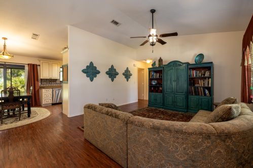 5426 Clark Ave, Fort Pierce FL 34983-2307 exterior