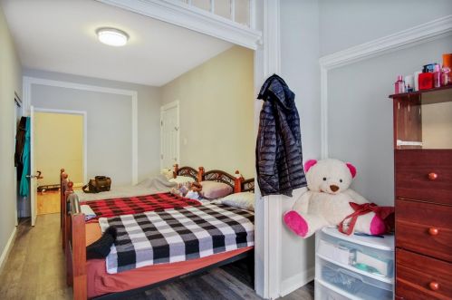 126 St, Union City NJ 07087-6004 exterior