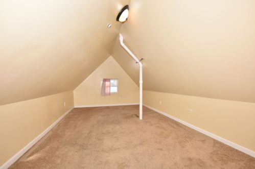 1761 Pearl St, Milwaukee WI 53204-3165 exterior