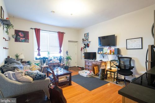 104 Diamond St, Philadelphia PA  19122-1701 exterior