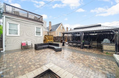 6975 Armitage Ave, Chicago IL 60639-3212 exterior