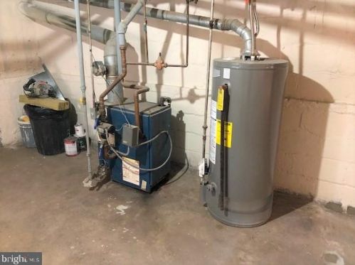 1238 Browning St, Camden NJ 08104-2010 exterior