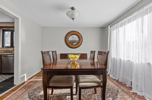 326 Altoona Pl, Pittsburgh PA  15243-2063 exterior