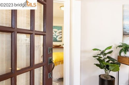 1053 Ordway St, Berkeley, CA 94706-2522