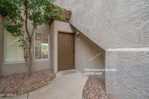 3236 Chandler Blvd, Phoenix AZ  85048-7207 exterior