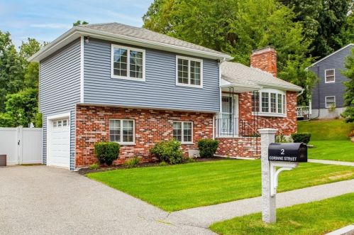 2 Corinne St, Peabody, MA 01960-2829