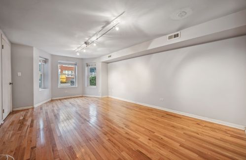 3340 Hamilton Ave, Chicago IL 60636-1020 exterior