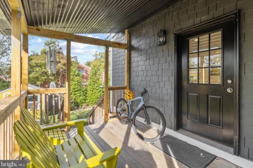 116 Moncure Dr, Alexandria VA 22314-4965 exterior