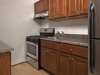 3206 Wisconsin Ave, Washington DC  20016-3854 exterior