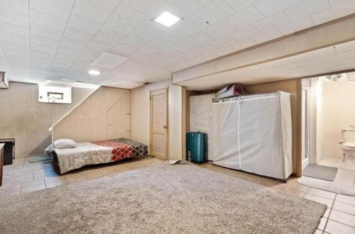 543 Lucy Dr, Pittsburgh PA 15236-3336 exterior