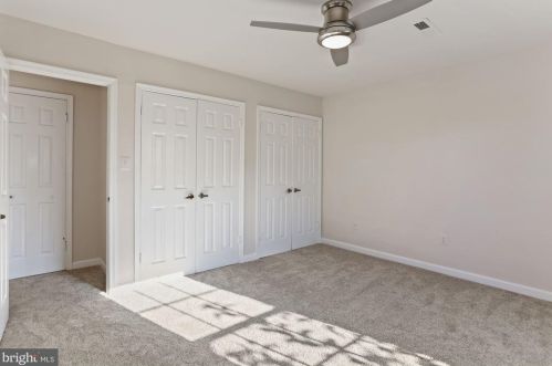 1454 Mclean Mews Ct, Mc Lean VA  22101-3824 exterior