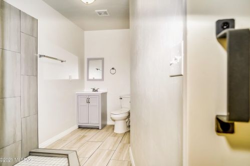 4020 Montecito St, Tucson AZ 85711-4873 exterior