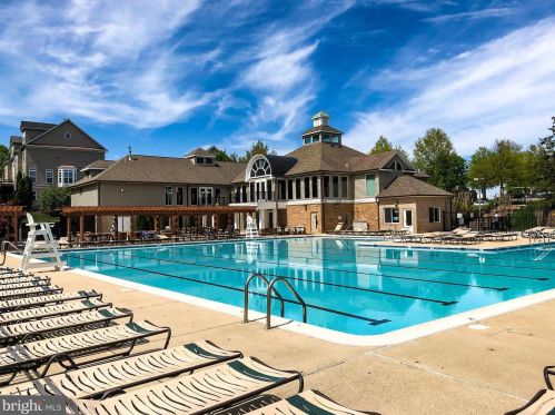 5172 Ballycastle Cir, Alexandria VA exterior