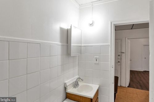 4010 Ludlow St, Philadelphia PA 19139-0036 exterior