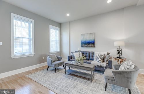 2308 Catharine St, Philadelphia PA 19143-1628 exterior