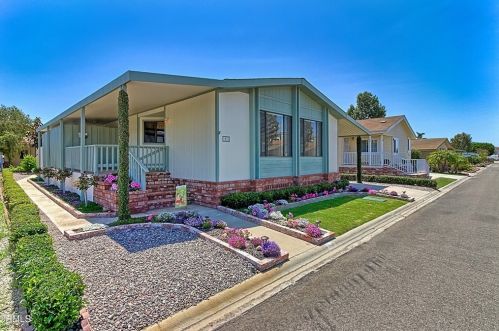 2531 Apple Ln, Oxnard, CA 93036-1562
