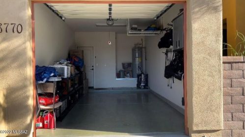 8770 Perry Park Cir, Tucson AZ  85730-1302 exterior