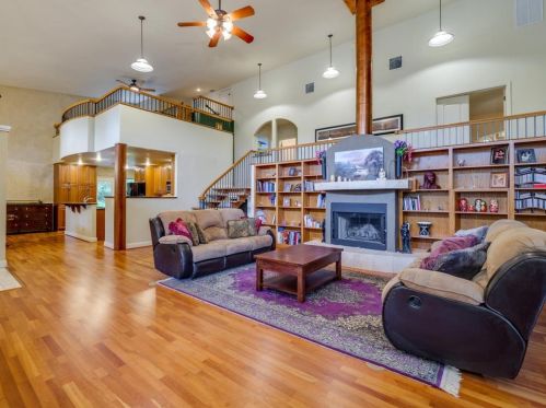 5505 Driftwood Dr, Austin TX  78731-2639 exterior