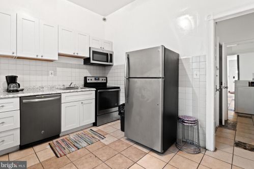 4118 Girard Ave, Philadelphia PA 19125-3305 exterior