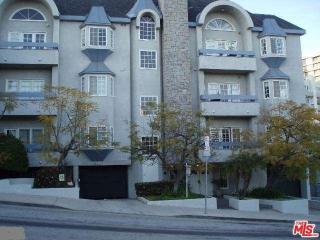 10627 Ashton Ave, Los Angeles CA  90024-5096 exterior