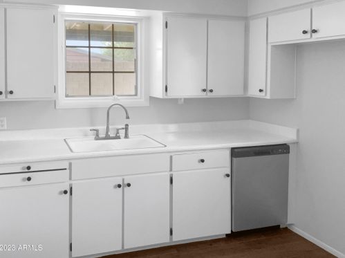 1301 Dunlap Ave, Phoenix AZ  85020-3025 exterior