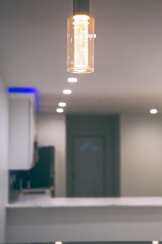 7918 Merrill Ave, Chicago, IL 60617-1118