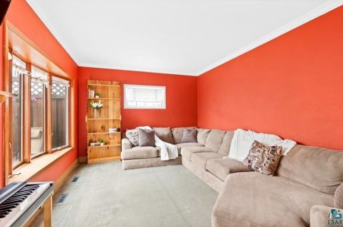 44 Faribault St, Duluth MN 55803-1733 exterior