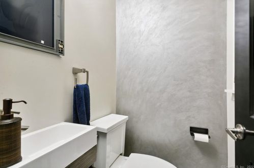 41 King St, Norwalk CT 06851-5409 exterior