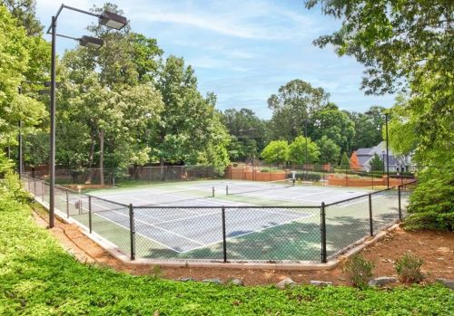 5340 Brooke Rdg Dr, Atlanta GA 30338-3127 exterior