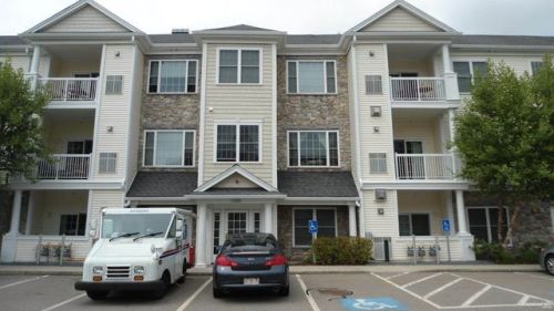 1105 Davenport Ave, Canton, MA 02021-1002