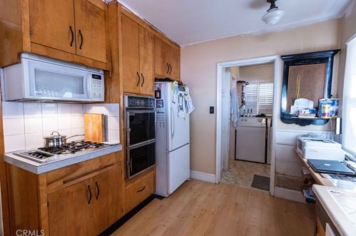 13809 Cornuta Ave, Bellflower CA 90706-4812 exterior