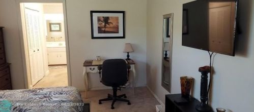 382 Gulfstream Ave, Fort Pierce FL  34983-1219 exterior