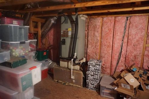 5703 Lockhill Rd, San Antonio TX 78240-1620 exterior