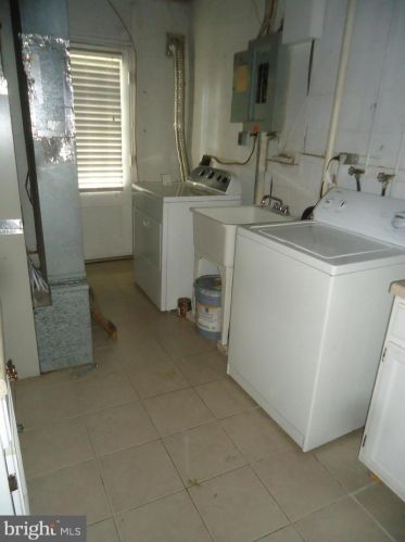 7412 Eldorado St, Mc Lean VA  22102-2906 exterior