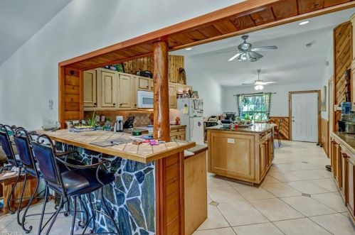 162 9 St, Naples FL 34117-2153 exterior