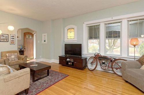 4127 Hvn St, Saint Louis MO 63116-2828 exterior