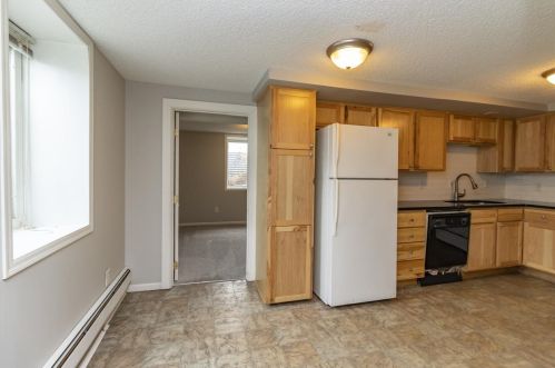 156 Spruce St, South Saint Paul MN 55075-3443 exterior