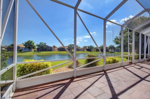 6774 Garde Rd, Boynton Beach FL 33472-7315 exterior