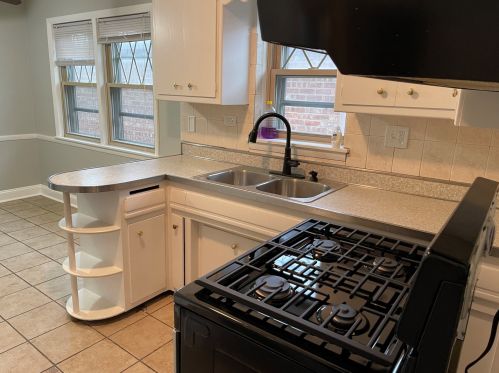 4344 Marquette Rd, Chicago IL 60629-5659 exterior