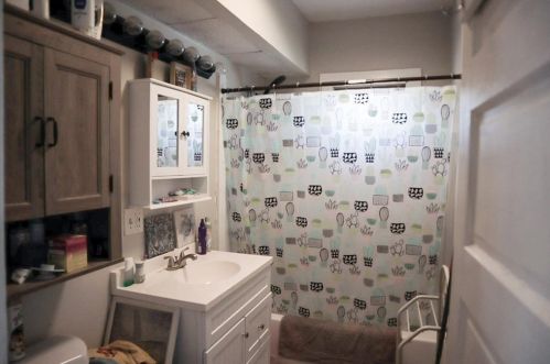 68 5 Ave, Woonsocket RI 02895-5019 exterior