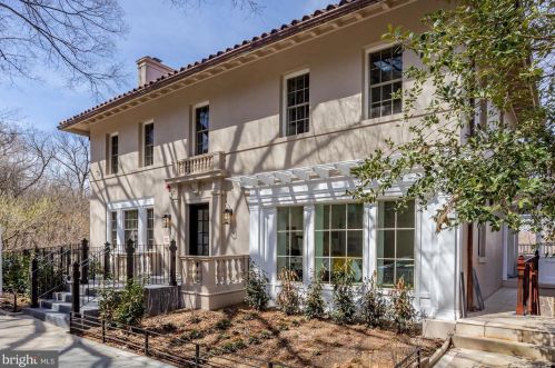 2800 Adams Mill Rd, Washington DC  20009-2204 exterior