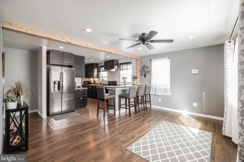 3501 Victor Ave, Chester, PA 19015-2726