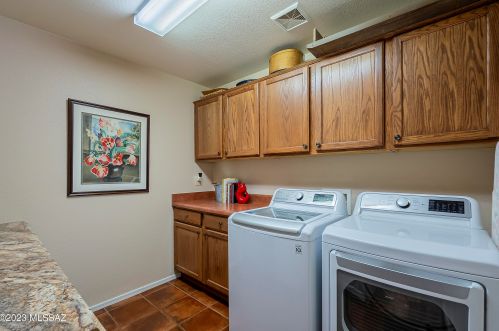 1241 Marshview Ln, Green Valley AZ 85614-6293 exterior