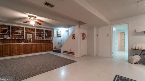 6714 Deer Spg Ln, Middletown MD 21769-6634 exterior