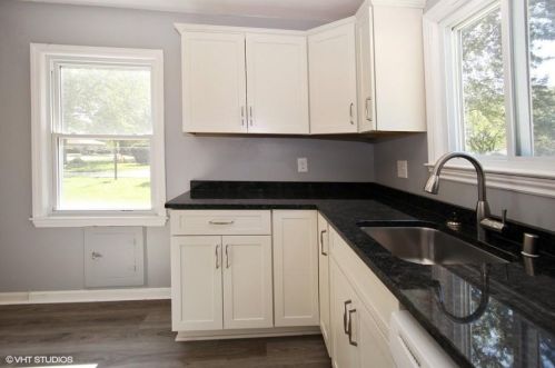 2623 80, Milwaukee WI 53213-1010 exterior