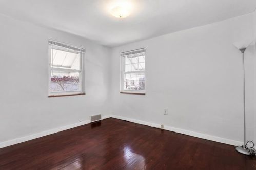 288 Noble Ave, Pittsburgh PA 15205-2884 exterior