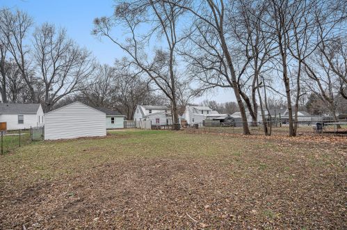 5134 Keyes Dr, Kalamazoo MI  49004-2614 exterior