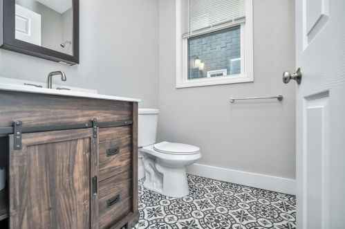 61 Clifford St, Boston MA exterior