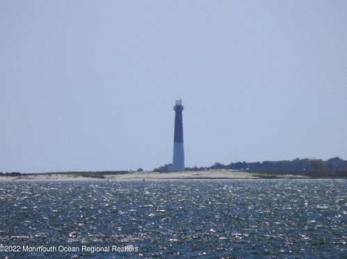 1413 Daytona Rd, Lacey NJ 08731-5016 exterior